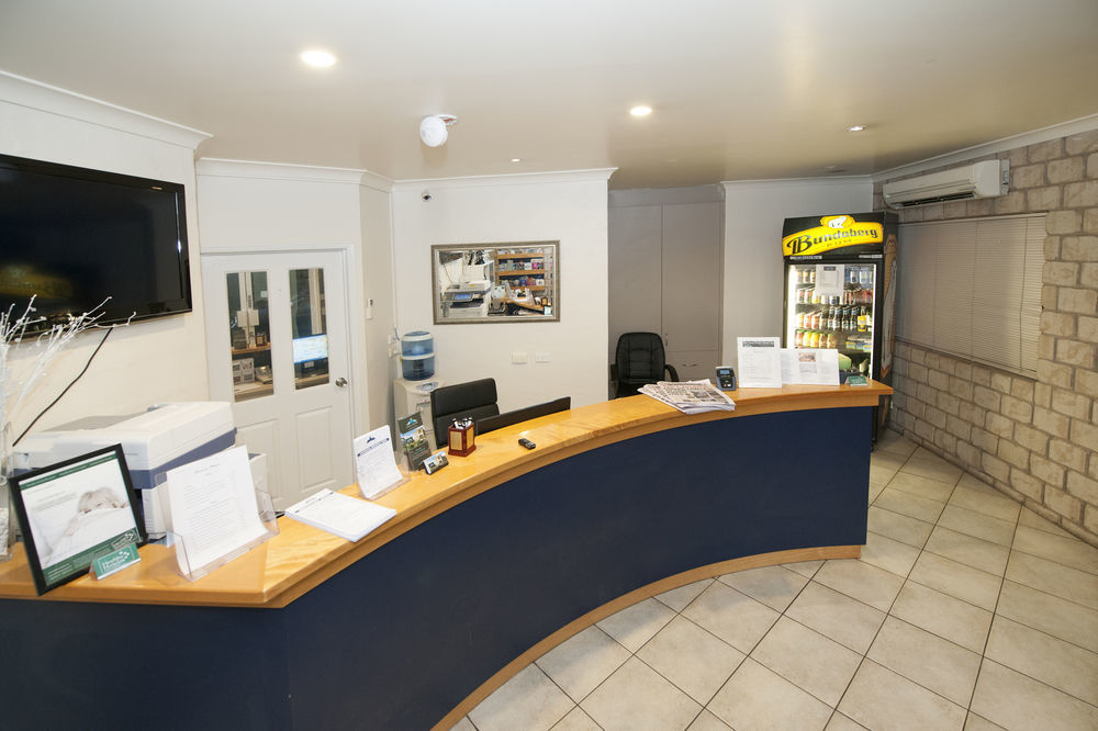 Great Divide Motor Inn Туумба Екстериор снимка