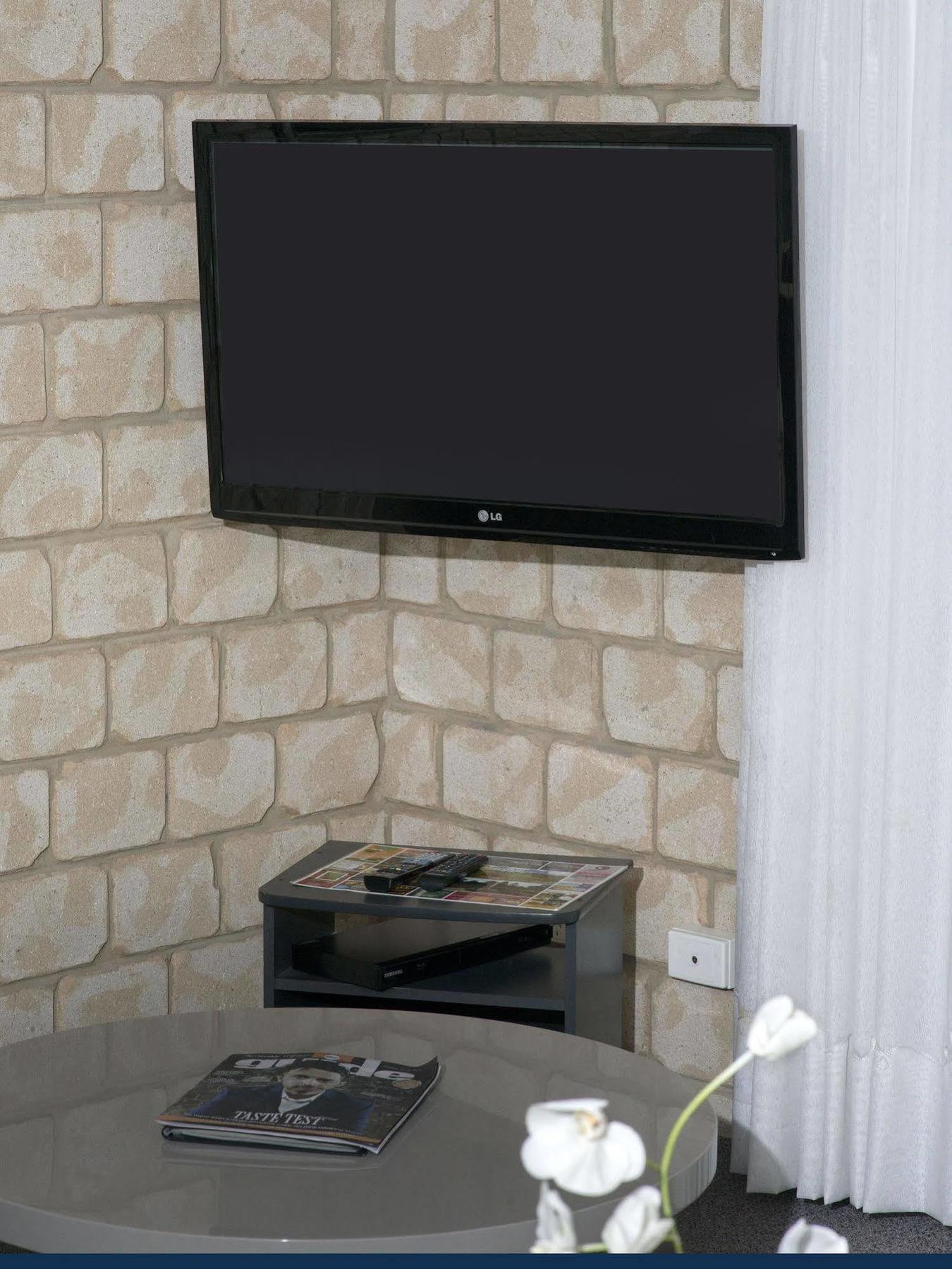 Great Divide Motor Inn Туумба Екстериор снимка